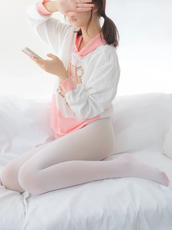 森萝财团 内部 雨云 12E [144P 1V] - 森萝财团